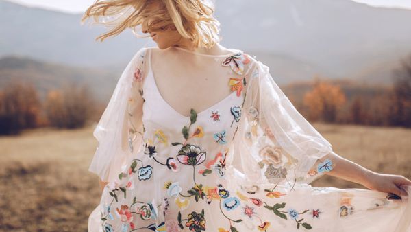 Cum &icirc;ți alegi rochiile &icirc;n funcție de codul vestimentar și de eveniment?