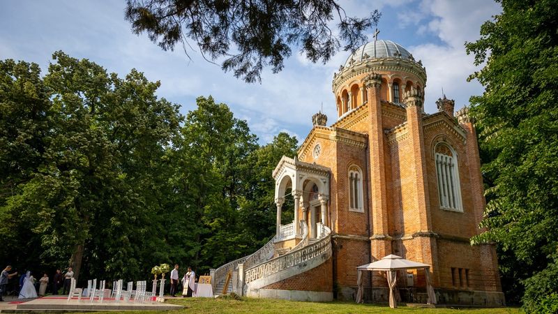 Cele mai romantice locuri de l&acirc;ngă București
