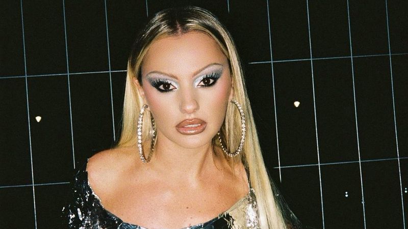 Alexandra Stan, momente grele din cauza succesului pe care l-a avut &icirc;n domeniul profesional. C&acirc;ntăreța este &icirc;n depresie: "Cu asta m-am luptat eu foarte mult &icirc;n ultimii ani&rdquo;