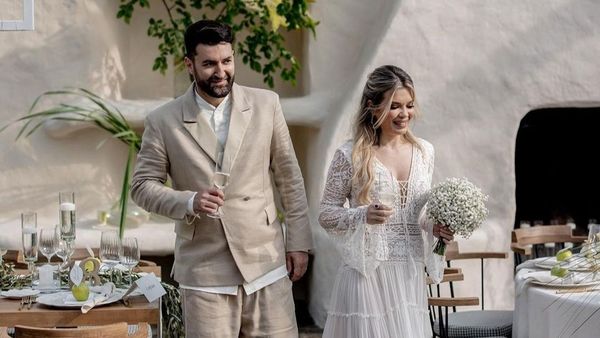 Cine a organizat nunta lui Smiley cu Gina Pistol? Soția artistului nu s-a ferit să dezvăluie numele celor care au reușit să creeze magie în cea mai importantă zi: "Au desenat alături de noi povestea acestei zile"