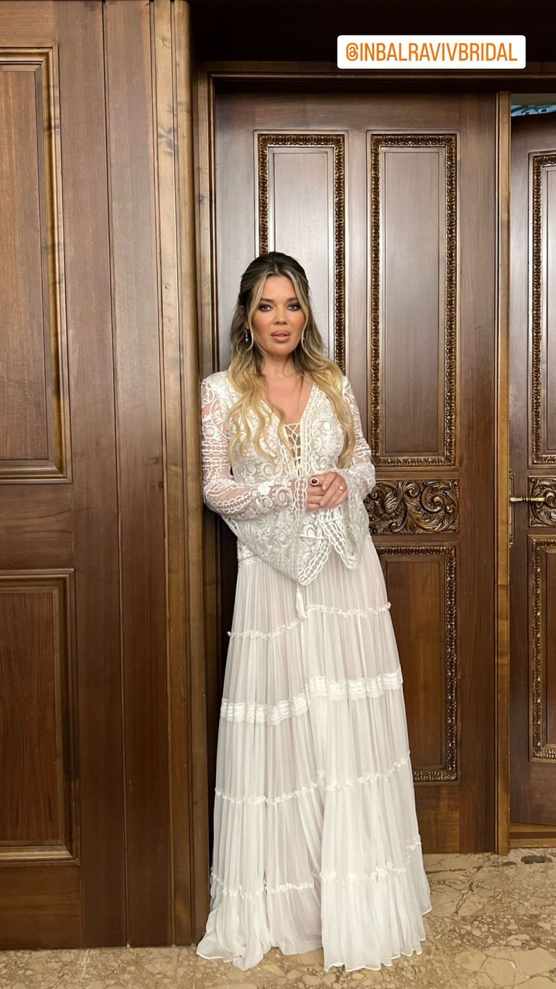 Gina Pistol in rochie de mireasa