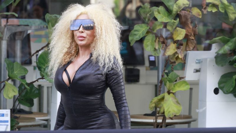 Nora Tinei Turner, dezvăluiri din viața de familie! Legenda rock’n’roll-ului se temea ca fiul ei Ronnie să nu devină la fel de abuziv ca tatăl lui