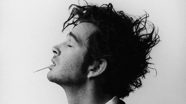 Cine este noul iubit al superstarului Taylor Swift. Matty Healy are o reputație controversata și un trecut destul de întunecat