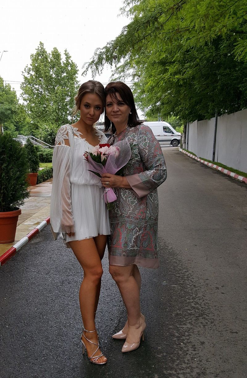 „Acum ce să-i facem, să-l castrăm? Prima reacție a Ginei Matache după ce fostul ginere s-ar fi afișat cu Sore la nunta lui Smiley