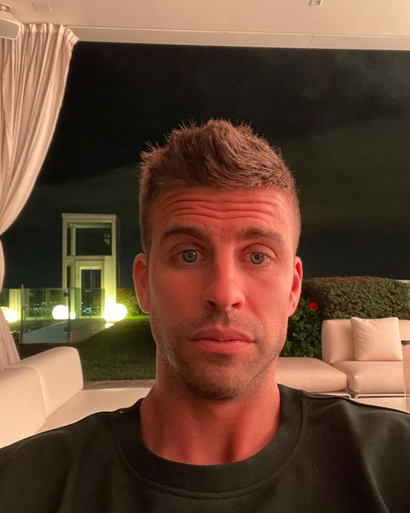 Gerard Piqué i-ar fi cumpărat un inel Clarei Chia Martí! Bat clopote de nuntă pentru cei doi îndrăgostiți?