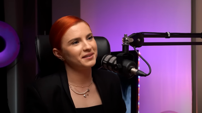 Cristina Ciobănașu, detalii neașteptate din viața sa. Ce a simțit c&acirc;nd a fost adoptată de Ruxandra Ion: "Eu nu am realizat cu ce vine asta la pachet. M-am mutat &icirc;n casa unor oameni pe care nu &icirc;i cunoșteam"