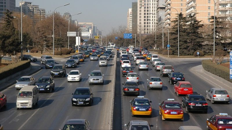Veste bună pentru rom&acirc;nii care merg la mare Taxa de pod de la Fetești - Cernavodă a fost suspendată!