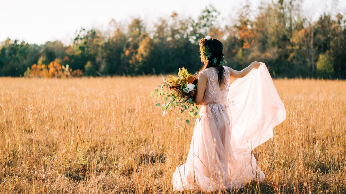 Sânzienele 2023: Ce trebuie să facă fetele nemăritate pentru a-și visa ursitul?