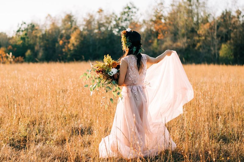 Sânzienele 2023: Ce trebuie să facă fetele nemăritate pentru a-și visa ursitul?