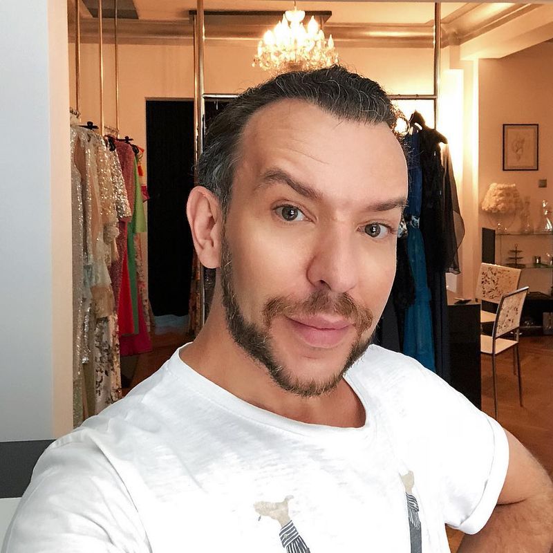 Când și unde își vor putea lua oamenii rămas bun de la designerul Stephan Pelger? Prietena cea mai bună îi va cânta la căpătâi