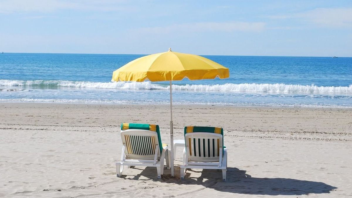 Preț șezlonguri în 2023 pe litoralul românesc: Cât costă un şezlong la mare în Mamaia, Constanţa, Costineşti, Eforie şi Mangalia?