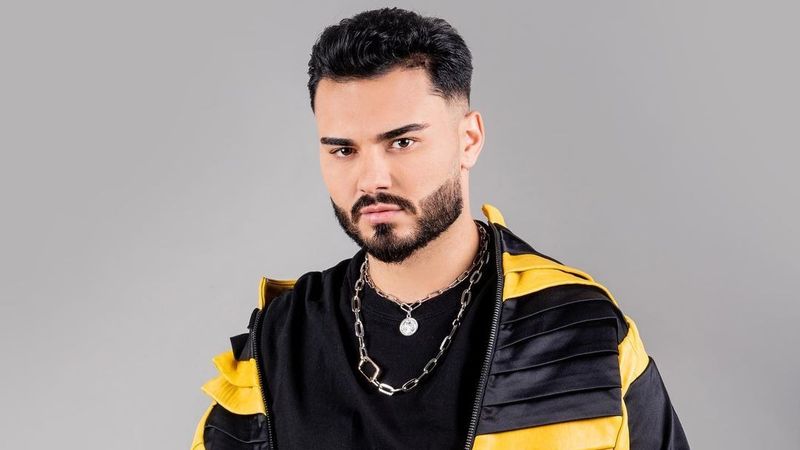 Jador și-a anunțat oficial sf&acirc;rșitul său &icirc;n cariera muzicală! Artistul se confruntă cu grave probleme de sănătate: "Cariera mea se &icirc;ncheie aici. Sper ca Dumnezeu să mă mai țină &icirc;n viață". Imaginea publicată pe rețelele sociale i-a &icirc;ngrijorat pe fani