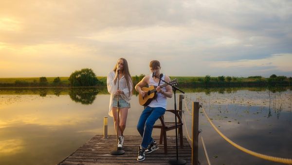 YUKA şi Zodier au lansat o variantă live a piesei "La Sacou"