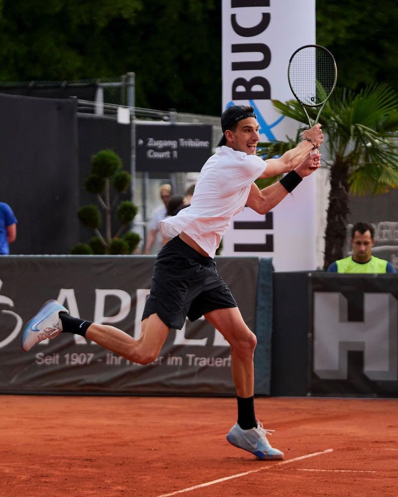 Cine este Victor Cornea, bărbatul celebru alături de care s-a afișat Andreea Bălan? Jucătorul de tenis este mai tânăr cu 9 ani