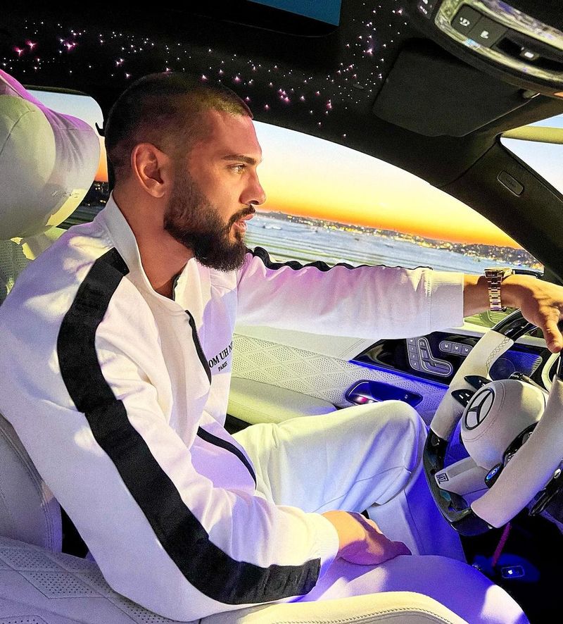 Dorian Popa a vândut toate vilele,