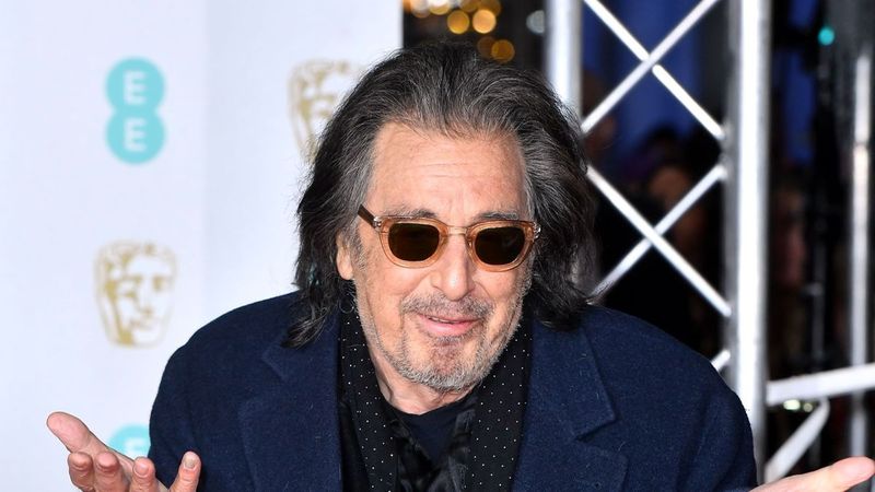 Iubita lui Al Pacino a născut.