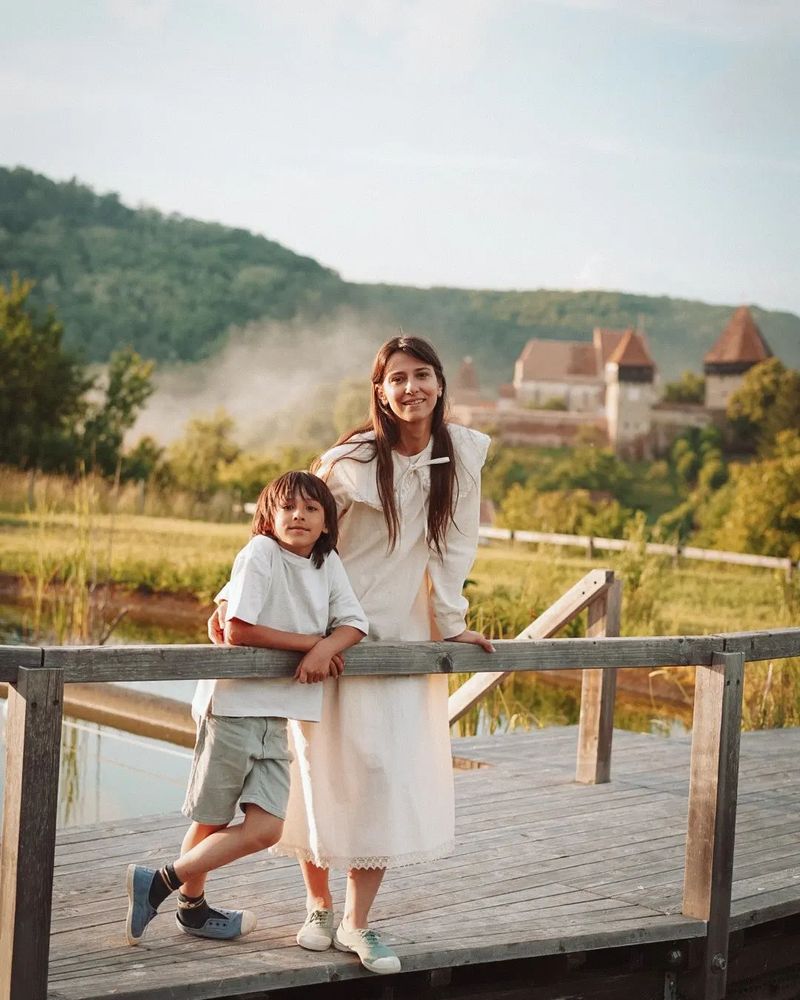 Ce mesaj i-a transmis Dana Rogoz femeii care s-a lăudat că a bătut-o pe stradă: „Pentru copilul meu și pentru alți copii sunt furioasă acum”