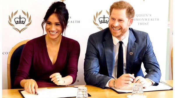 Bill Simmons, directorul Spotify,  atac neobișnuit de dur la adresa prințului Harry și a soției sale, Meghan Markle: "La naiba cu ei. Escroci nenorociţi". Ducii de Sussex au &icirc;ntrerupt colaborarea cu compania
