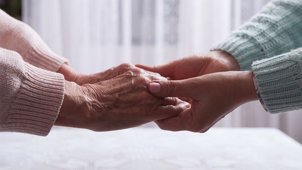 Un camin de batrani este mai mult decat o simpla institutie!