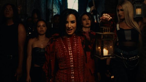 VIDEOCLIP: Demi Lovato - SWINE