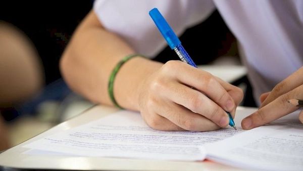 Dimineața pe doi cu Greeg și Cernat| Au fost publicate rezultatele de la Evaluarea Națională 2023. Rata de medii peste 5 este mai mică dec&acirc;t &icirc;n anii precedenţi: "Fie n-au avut posibilitatea să se pregătească, fie au acumulat aceste goluri"