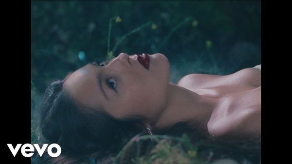 VIDEOCLIP: Olivia Rodrigo - Vampire