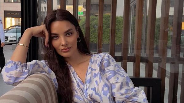 Hazal Filiz K&uuml;&ccedil;&uuml;kk&ouml;se, despre cel mai recent proiect: "Sunt o persoană care &icirc;mbrățișează foarte repede spiritul de echipă"