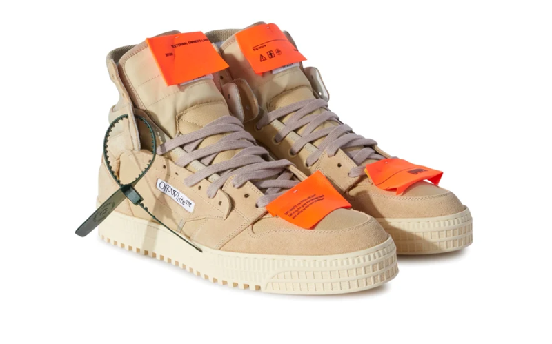 S-a elucidat misterul în cazul elevei care a dat BAC-ul desculță.