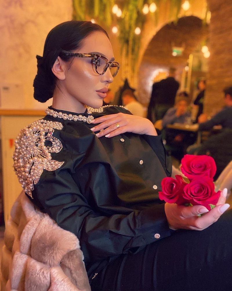 Dana Roba și-a arătat operația din spatele capului. 