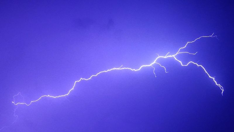 Avertizare meteorologică cod galben de vijelii şi grindină pentru Bucureşti, Ilfov, Giurgiu şi D&acirc;mboviţa /Bucureşti-Ilfov