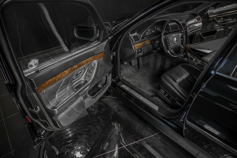 Masina in care a fost impuscat Tupac