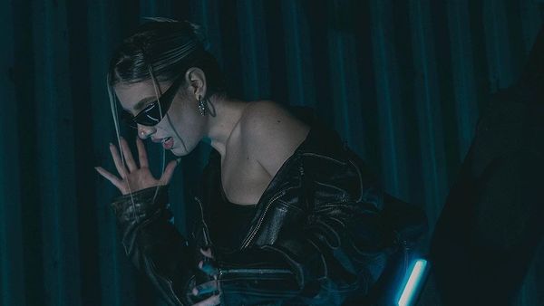 VIDEOCLIP:  Sasha Lopez x BRIANNA - Chemical