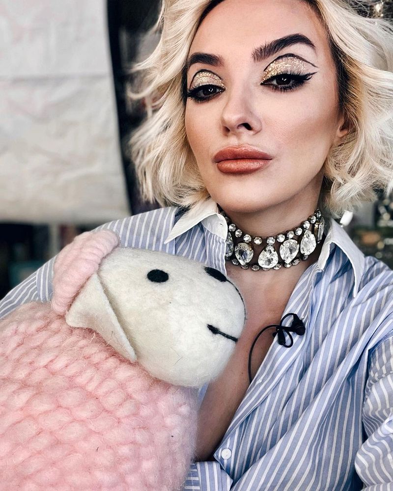 Ana Morodan, schimbare radicală de look