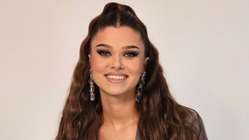 Theo Rose și-a botezat copilul &icirc;n mare secret. Tatăl artistei a făcut primele declarații despre fericitul eveniment: "Este un prilej de bucurie, ne-am bucurat tare mult, este primul nepoțel"