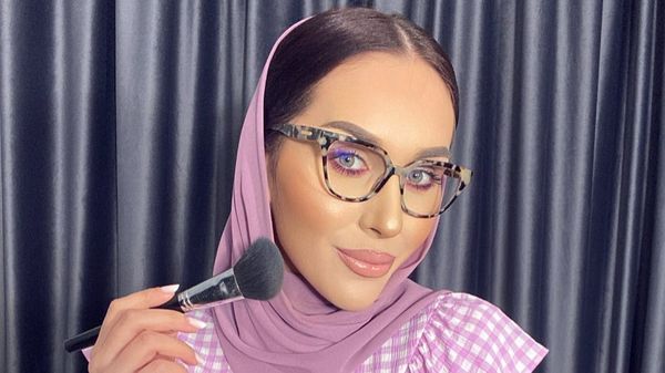 Dana Roba, primele declarații după ce s-a &icirc;ntors la muncă: "Vă aștept cu mare drag".  Cum se descurcă make-up artista acum