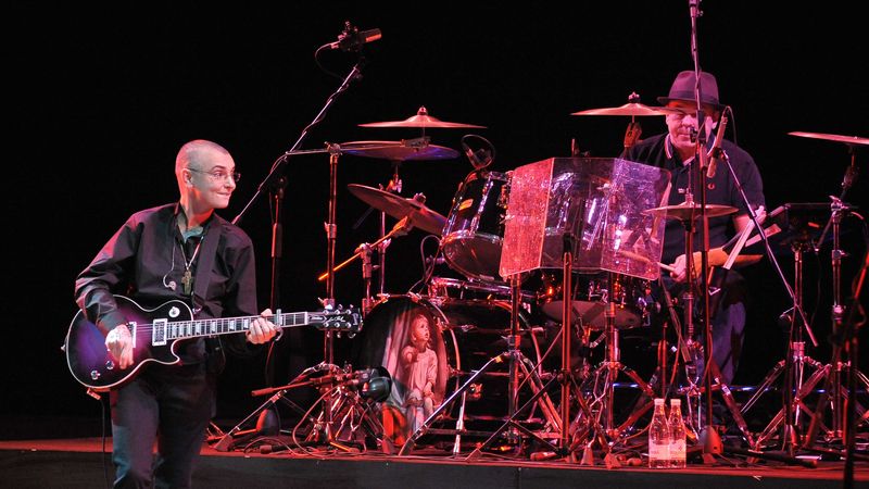 Cauza morții lui Sinead O'Connor: Legendara artista a &icirc;ncercat de cel puțin opt ori să se sinucidă &icirc;ntr-un an