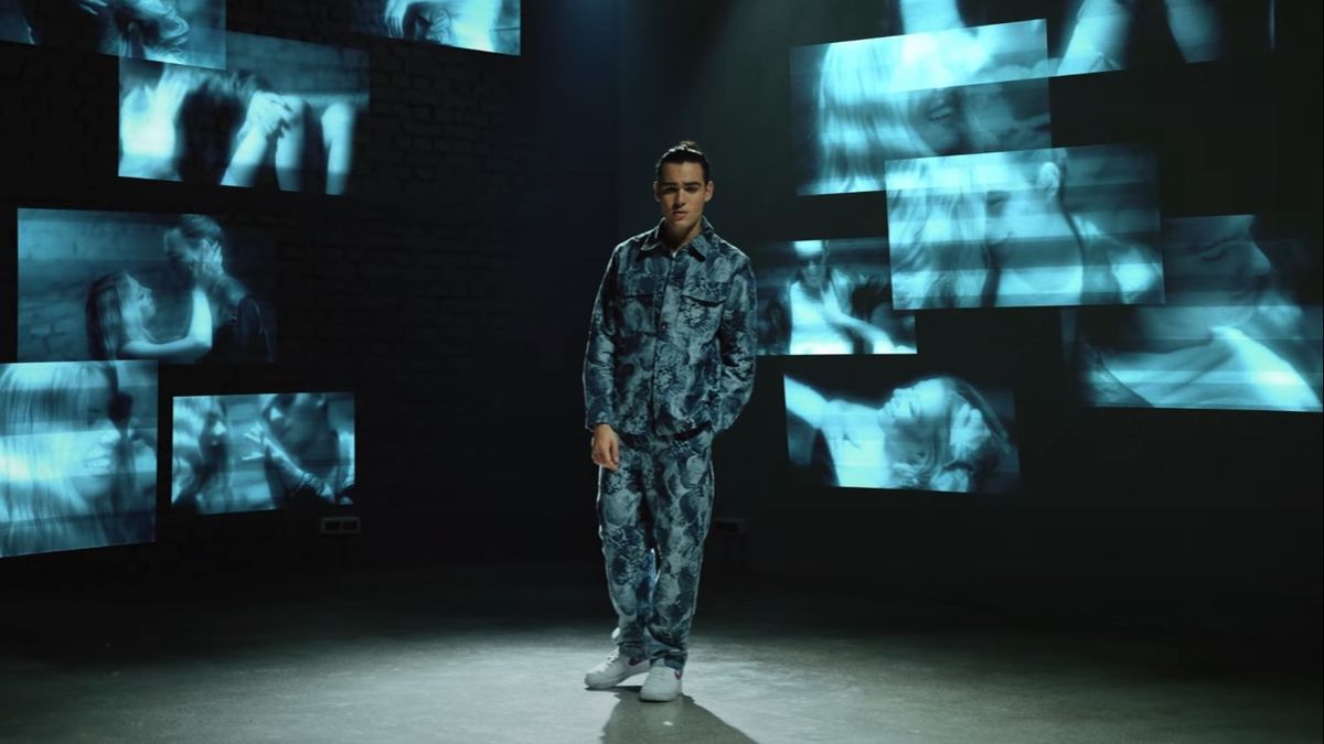 Radu Ștefan Bănică - Tu