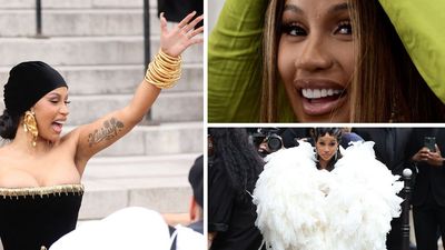 VIDEO Cardi B a aruncat cu microfonul într-un spectator după ce a fost stropită cu o băutură