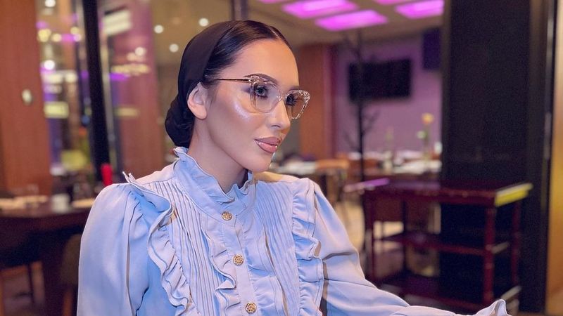 Dana Roba reușește să-și reia activitățile de dinainte de tragedia trăită. Cum a fost surprinsă make-up artista la volan
