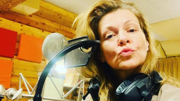 Cât costă o cutie de bomboane la cofetăria Danei Nălbaru 