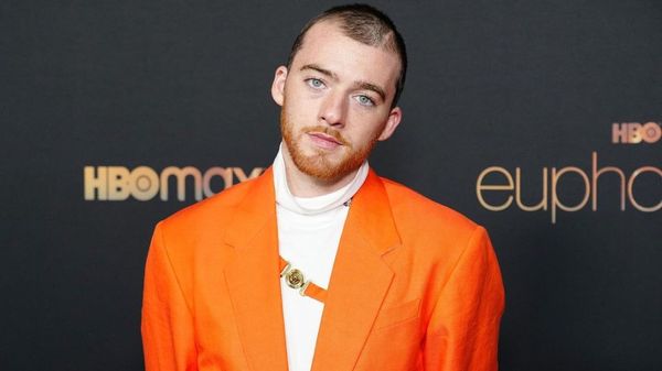 Ultimul mesaj postat de Angus Cloud &icirc;nainte să moară: "&Icirc;mi e dor". Cuvintele regretatului actor au topit inimile fanilor