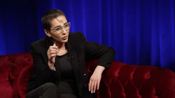 Povestea dramatică a Danei Roba, la „În Oglindă”, ediția emisiunii disponibilă astăzi, pe canalul de YouTube theXclusive: "„Baticul îl porți doar din dragoste pentru Dumnezeu și atât”