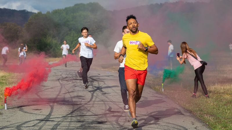 Kamara a c&acirc;știgat locul 5 la maratonul de la R&acirc;mnicu V&acirc;lcea! Ce artistă l-a susținut și i-a dat un imbold la start!