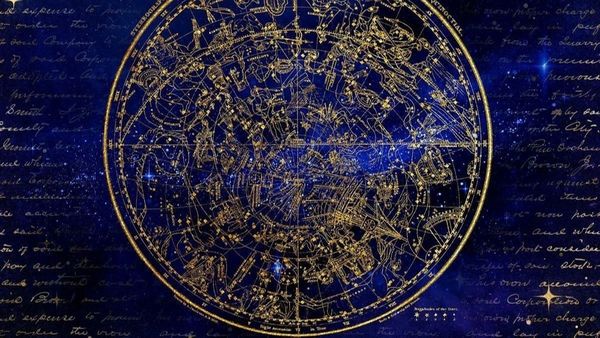 Horoscop săptămânal 14-20 august 2023: Vărsătorii ar putea resimți o încărcătură emoțională din cauza conversațiilor sau evenimentelor neplăcute. Săgetătorii se implică în numeroase activități menite să îi promoveze