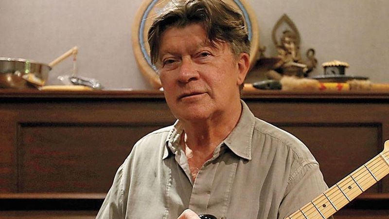 Robbie Robertson a murit