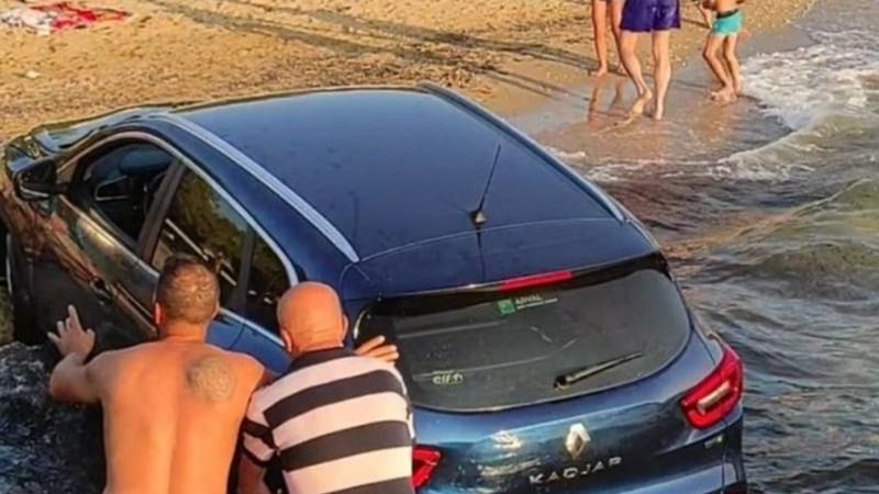 Dimineața pe doi cu Greeg și Cernat| O scenă desprinsă parcă dintr-un film. Maşina unui rom&acirc;n a ajuns &icirc;n Marea Mediterană, după ce şoferul a uitat să tragă fr&acirc;na de m&acirc;nă