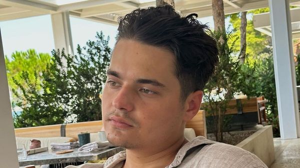 Război &icirc;ntre celebrul vlogger Selly și Oana Roman: "Chiar dacă tu faci bani foarte mulți, asta nu &icirc;nseamnă că ești un om cult"