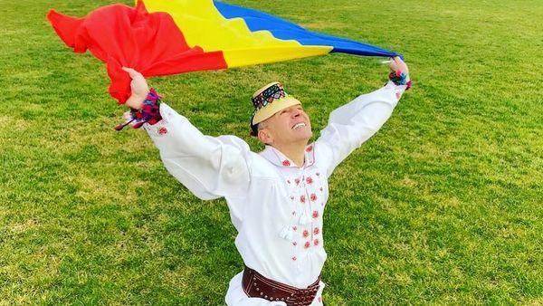 Imaginea cu Radu Ille pe patul de spital și cu perfuzia în mână pus fanii pe gânduri. Ce s-a întâmplat cu îndrăgitul interpret de muzică populară