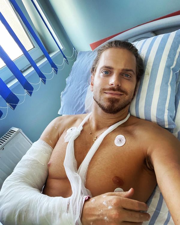 Ilan Laufer, imagini bulversante din spital. Politicianul, traumatizat după accidentul &icirc;n care a fost implicat la Campina