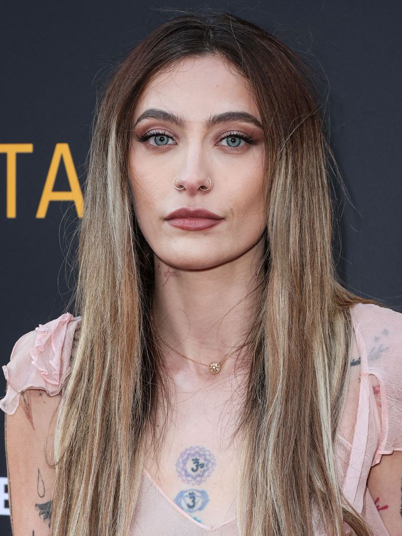 Paris Jackson si-a momagiat tatal pe scena